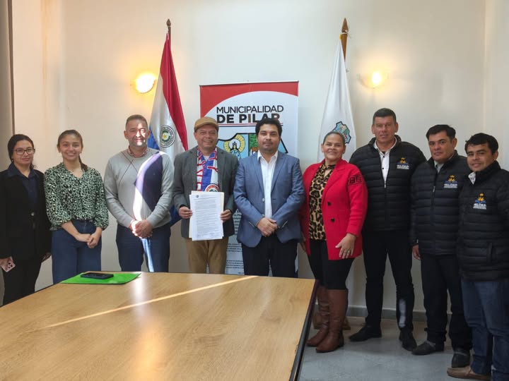 Acto de entrega de la resolución de la Junta Municipal